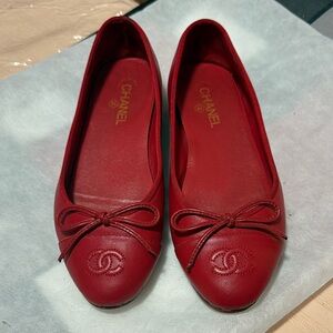Authentic CHANEL Red Leather  Flat shoes with Bow